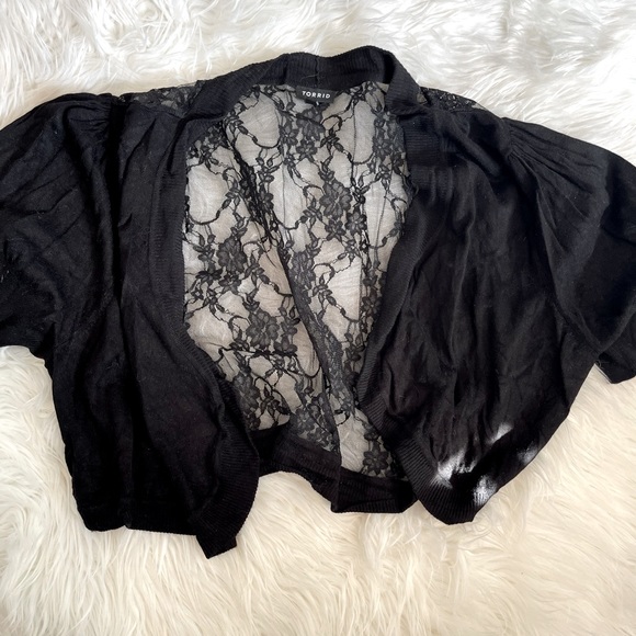 torrid Tops - Torrid women’s size 4 sheer back shrug